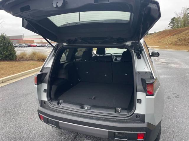 2026 Jeep Cherokee Laredo 4x4
