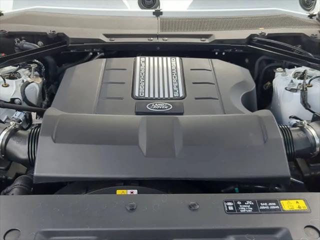 2026 Land Rover Defender P500 V8