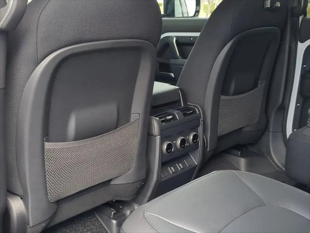 2026 Land Rover Defender P500 V8