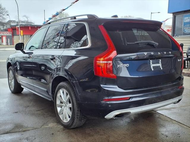 2017 Volvo XC90 T6 Momentum