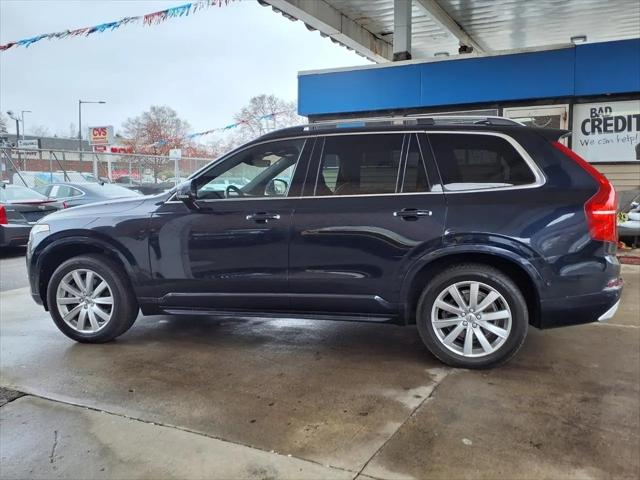 2017 Volvo XC90 T6 Momentum