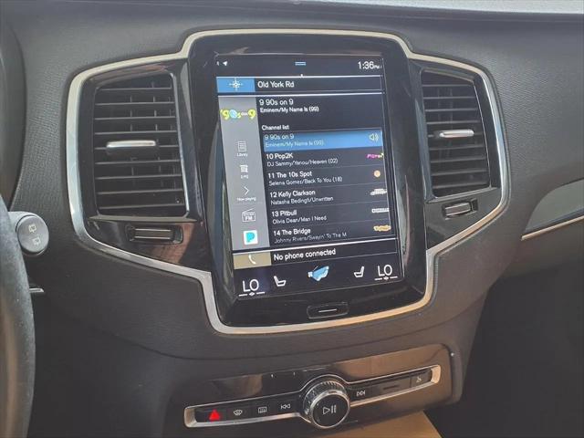 2017 Volvo XC90 T6 Momentum