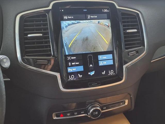 2017 Volvo XC90 T6 Momentum