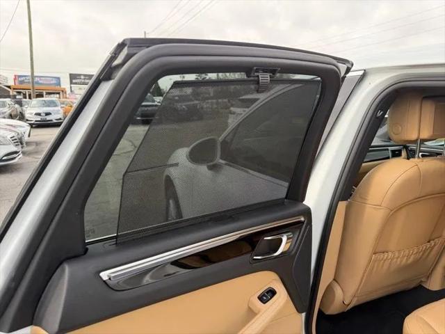 2017 Porsche Macan S