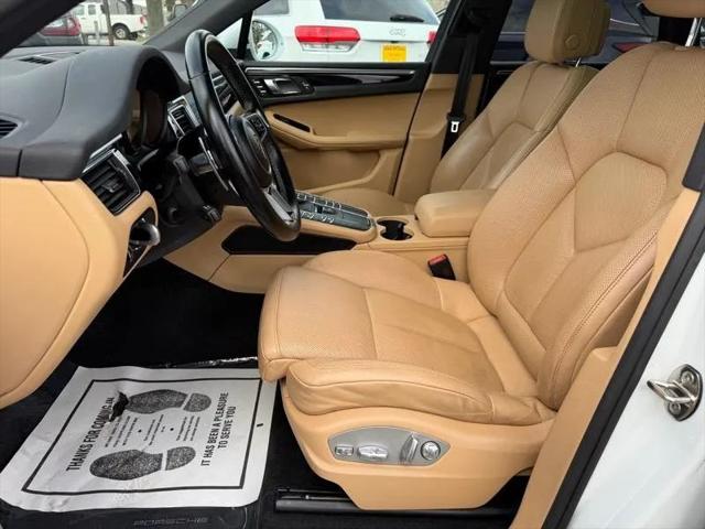 2017 Porsche Macan S