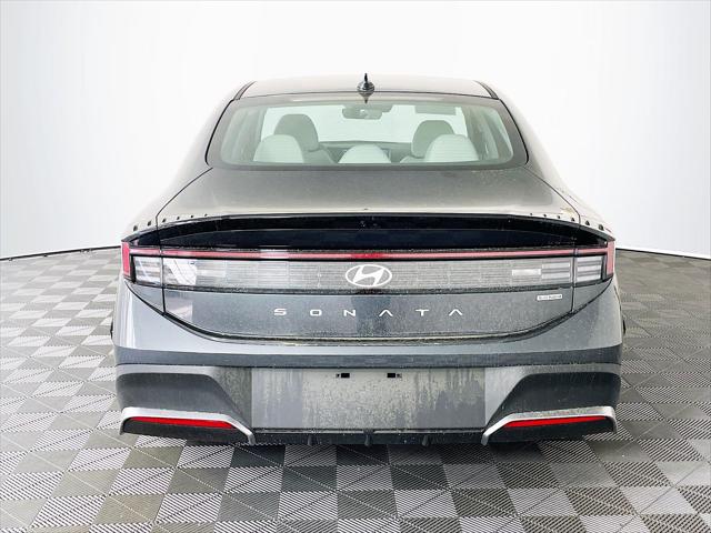 2026 Hyundai Sonata Hybrid Blue