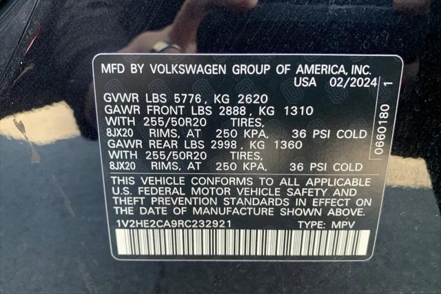 2024 Volkswagen Atlas Cross Sport 2.0T SE w/Technology