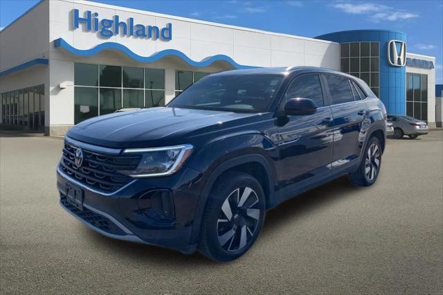 2024 Volkswagen Atlas Cross Sport 2.0T SE w/Technology for sale in Highland, IN