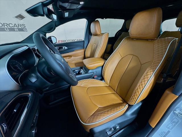 2026 Chrysler Pacifica Pinnacle AWD