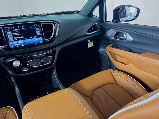 2026 Chrysler Pacifica Pinnacle AWD