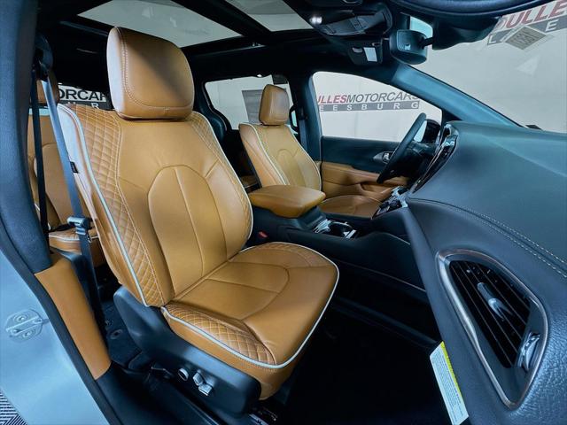 2026 Chrysler Pacifica Pinnacle AWD
