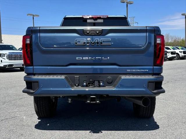 2026 GMC Sierra 2500HD Crew Cab, Standard Bed, Denali Ultimate, 4WD