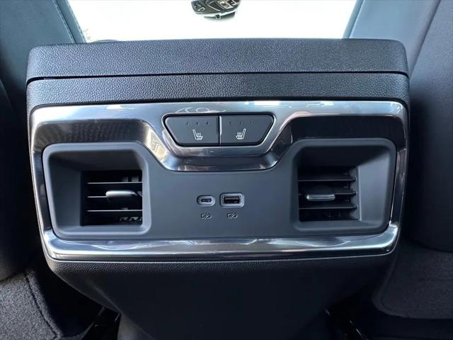 2026 GMC Sierra 2500HD Crew Cab, Standard Bed, Denali Ultimate, 4WD