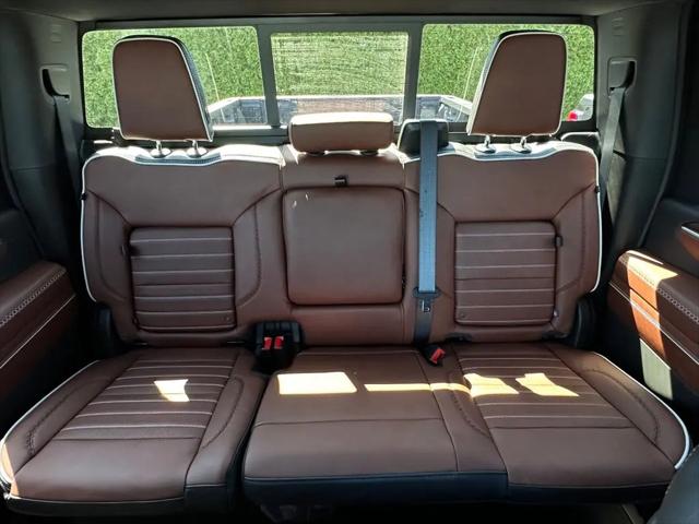 2026 GMC Sierra 2500HD Crew Cab, Standard Bed, Denali Ultimate, 4WD