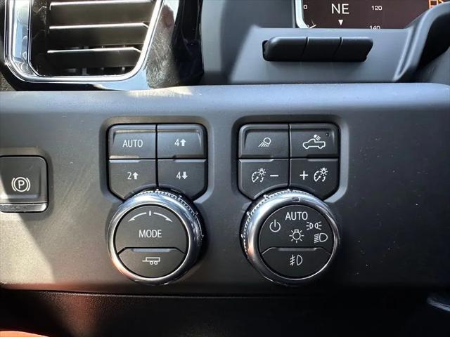 2026 GMC Sierra 2500HD Crew Cab, Standard Bed, Denali Ultimate, 4WD