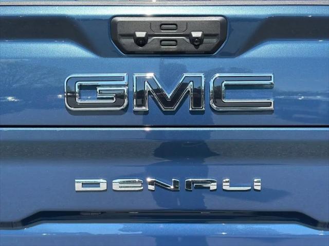 2026 GMC Sierra 2500HD Crew Cab, Standard Bed, Denali Ultimate, 4WD