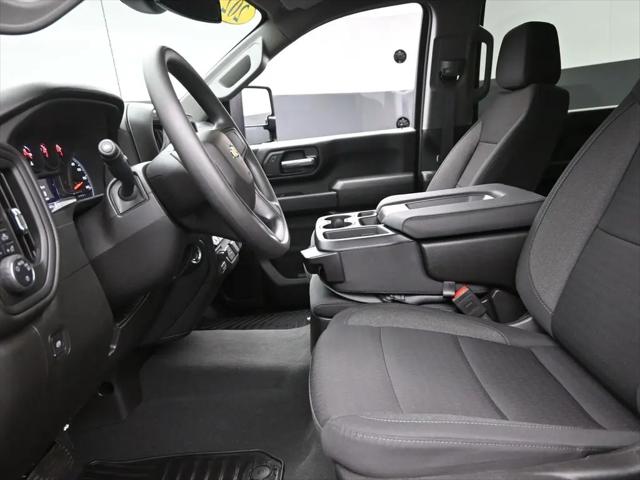 2025 Chevrolet Silverado 2500HD 4WD Crew Cab Standard Bed Custom