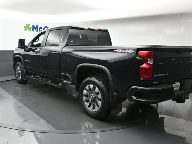 2025 Chevrolet Silverado 2500HD 4WD Crew Cab Standard Bed Custom
