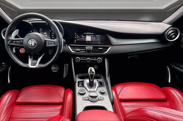 2023 Alfa Romeo Giulia Veloce RWD