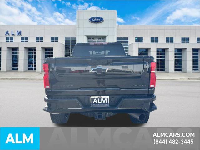 2025 Chevrolet Silverado 2500HD Crew Cab, Standard Bed, ZR2, 4WD