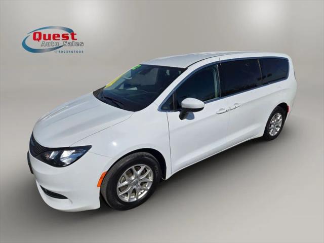 2022 Chrysler Voyager LX