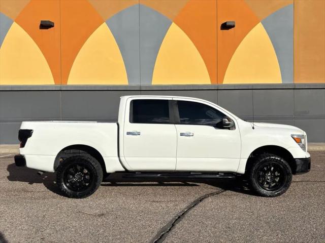 2019 Nissan Titan SV