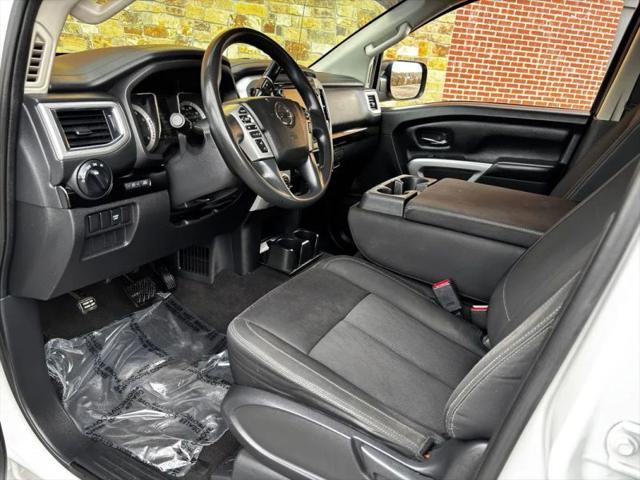 2019 Nissan Titan SV