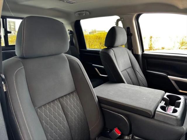 2019 Nissan Titan SV