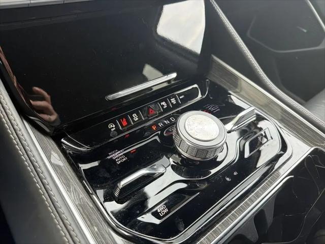2022 Jeep Wagoneer Series III 4x4
