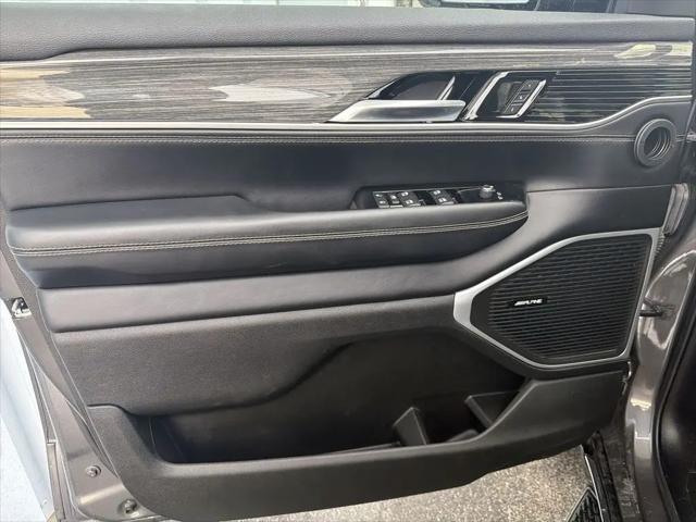 2022 Jeep Wagoneer Series III 4x4