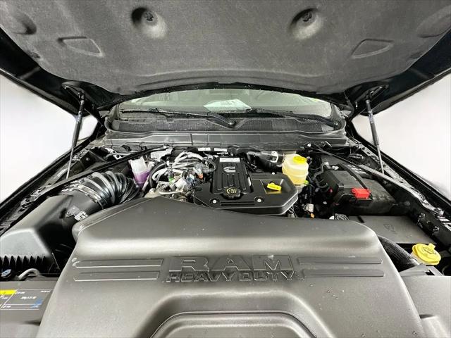 2026 Ram 2500 Tradesman Crew Cab 4x4 64 Box