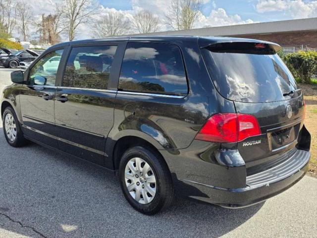 2014 Volkswagen Routan S