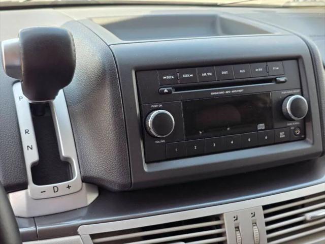 2014 Volkswagen Routan S
