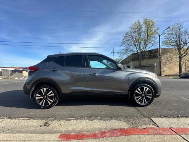 2020 Nissan Kicks SV Xtronic CVT
