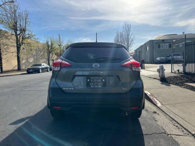 2020 Nissan Kicks SV Xtronic CVT