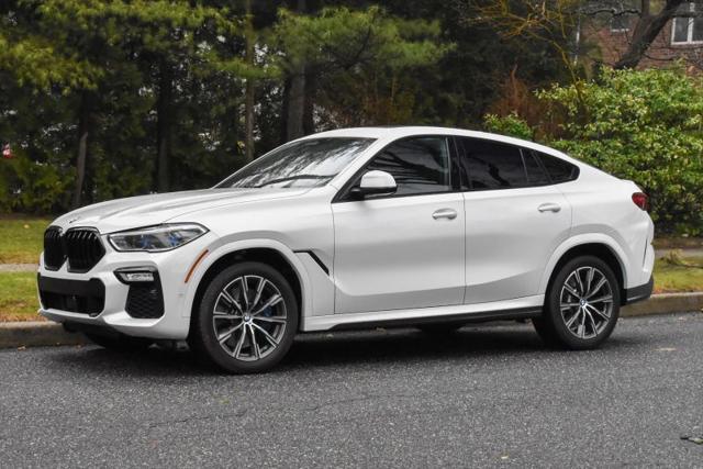 2020 BMW X6 M50i