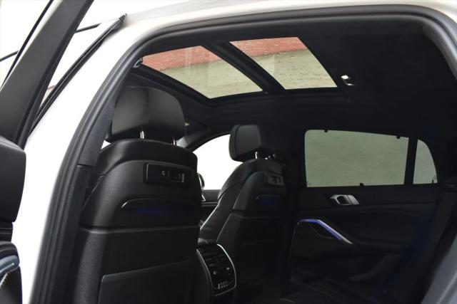 2020 BMW X6 M50i
