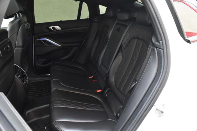 2020 BMW X6 M50i