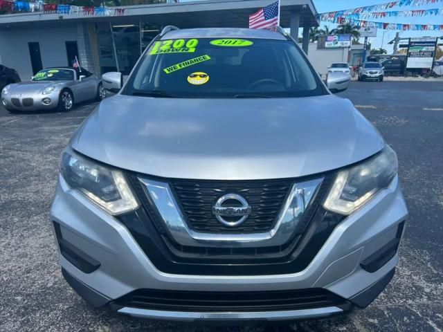 2017 Nissan Rogue SV