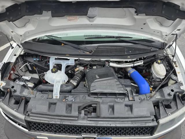 2016 Chevrolet Express Cutaway 3500 Diesel