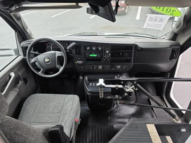 2016 Chevrolet Express Cutaway 3500 Diesel