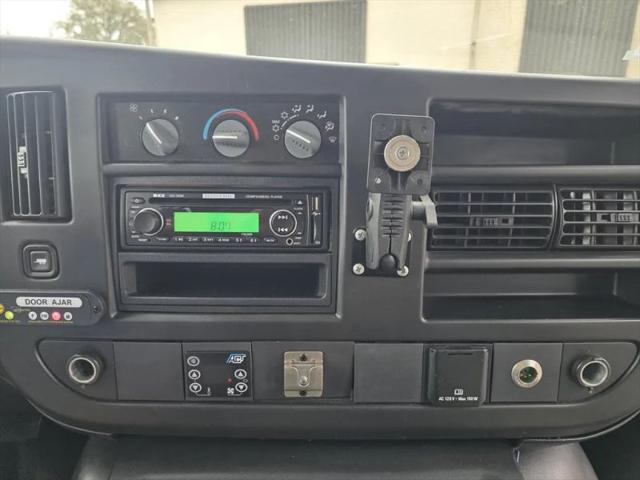 2016 Chevrolet Express Cutaway 3500 Diesel