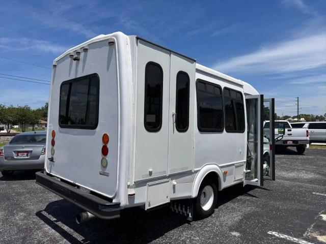 2016 Chevrolet Express Cutaway 3500 Diesel