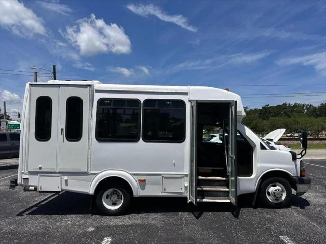 2016 Chevrolet Express Cutaway 3500 Diesel