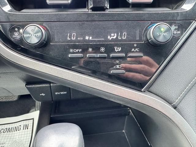 2022 Toyota Camry SE AWD