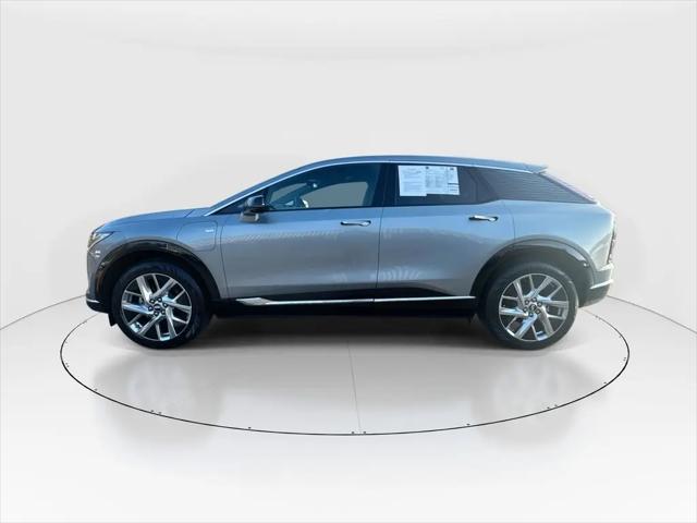 2025 Cadillac iQ Luxury 1 AWD