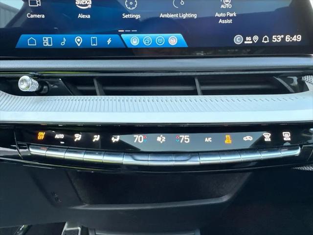 2025 Cadillac iQ Luxury 1 AWD