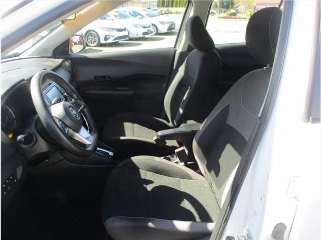 2021 Nissan Kicks S Xtronic CVT
