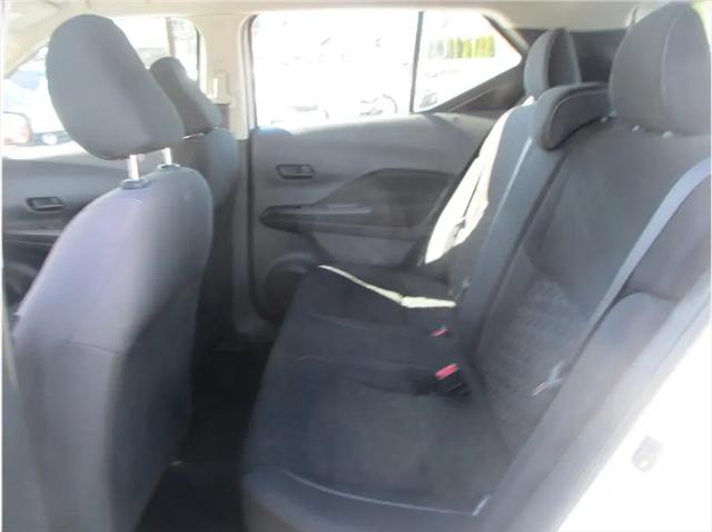 2021 Nissan Kicks S Xtronic CVT