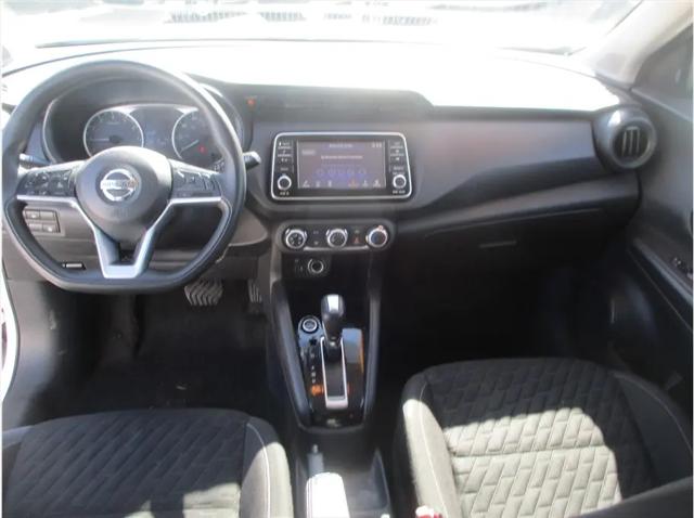 2021 Nissan Kicks S Xtronic CVT